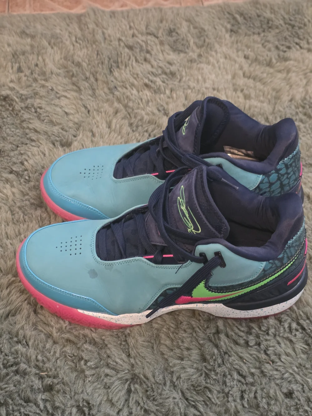 Men's Teal and Pink Low-Top Sneakers